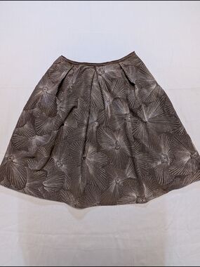 100% Silk Talbots Brown Pleated Skirt Women's Size 6P Silver Embroidery Floral